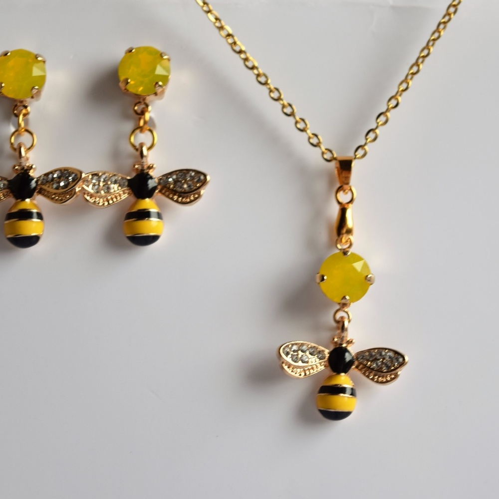 Bees Jewelry Set, Spring Accessories - Picture 2 of 8